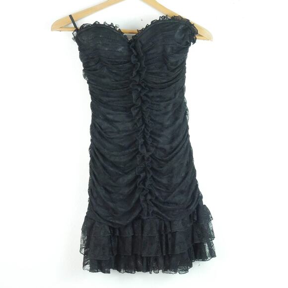 Bebe Lace Mini Dress Medium Coquette Y2K Dollette Baddie Hoco Strapless Ruched - Picture 1 of 9